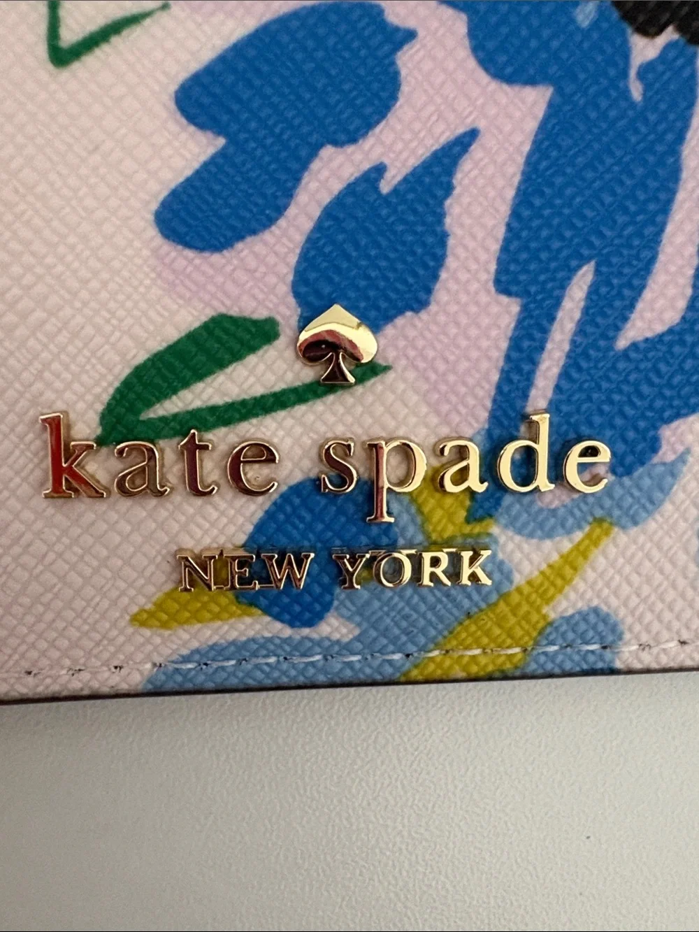 kate spade Floral Card Holder in Light Pink, Blue, Green